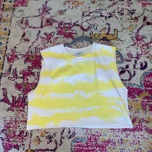 CALI CROP KOCH TOP! so cute on size fits all yellow top